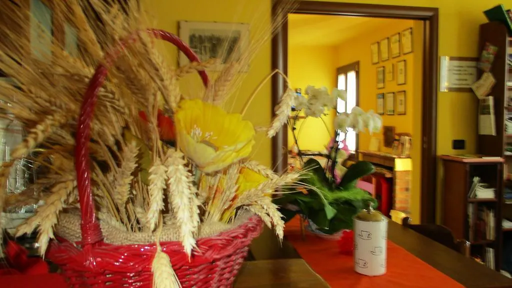 Casa Di Campagna B&B La Corte Ferrare Couette-café