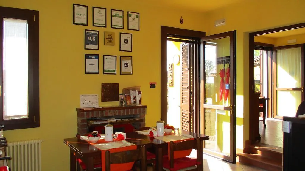 Casa Di Campagna B&B La Corte Ferrare Couette-café