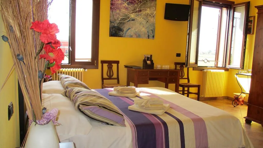 Casa Di Campagna B&B La Corte Ferrara Bed & Breakfast